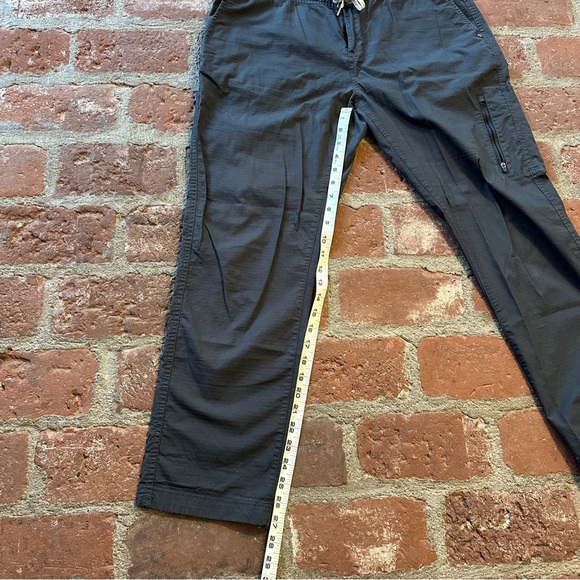 Vuori Women Ripstop Charcoal Gray Active Slim Fit Pants Size XL Athleisure - Picture 5 of 16